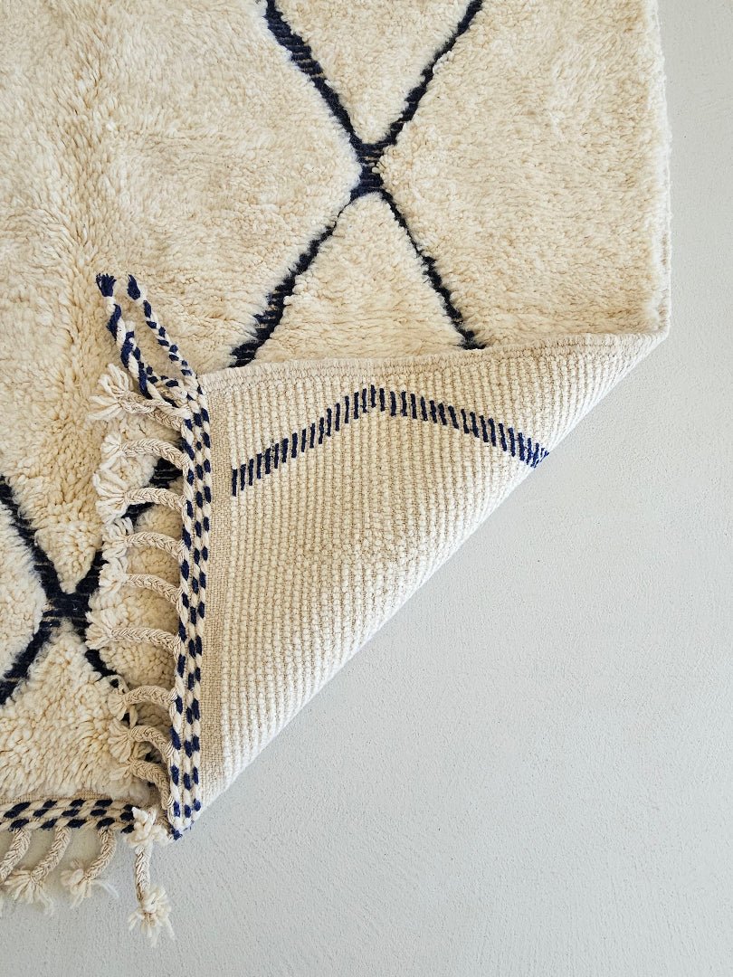 Beni Ouarain - Rug (White/Blue) - Vibes del Mundo