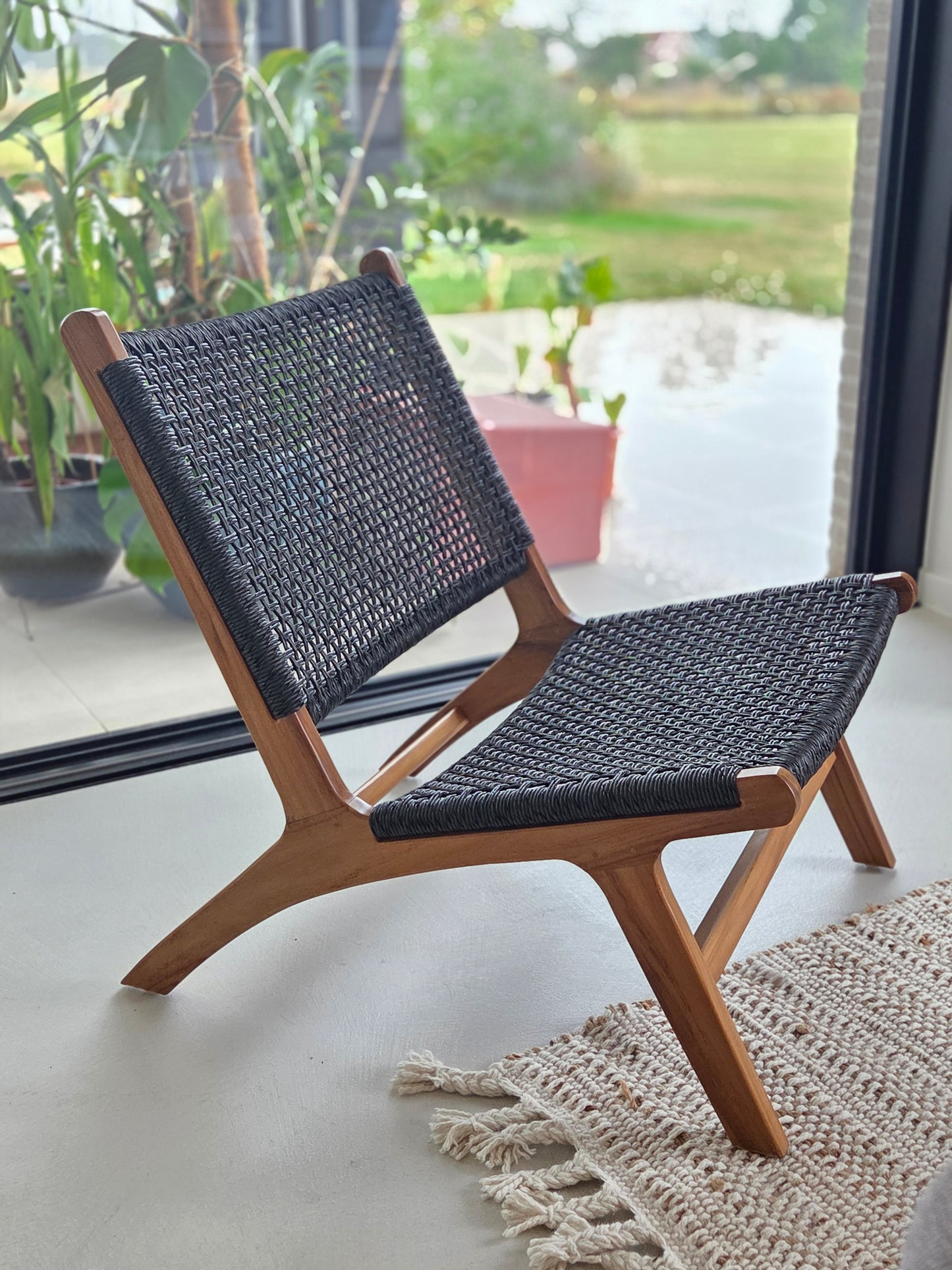 Siga-Siga – Sillón lounge de teca y tejido