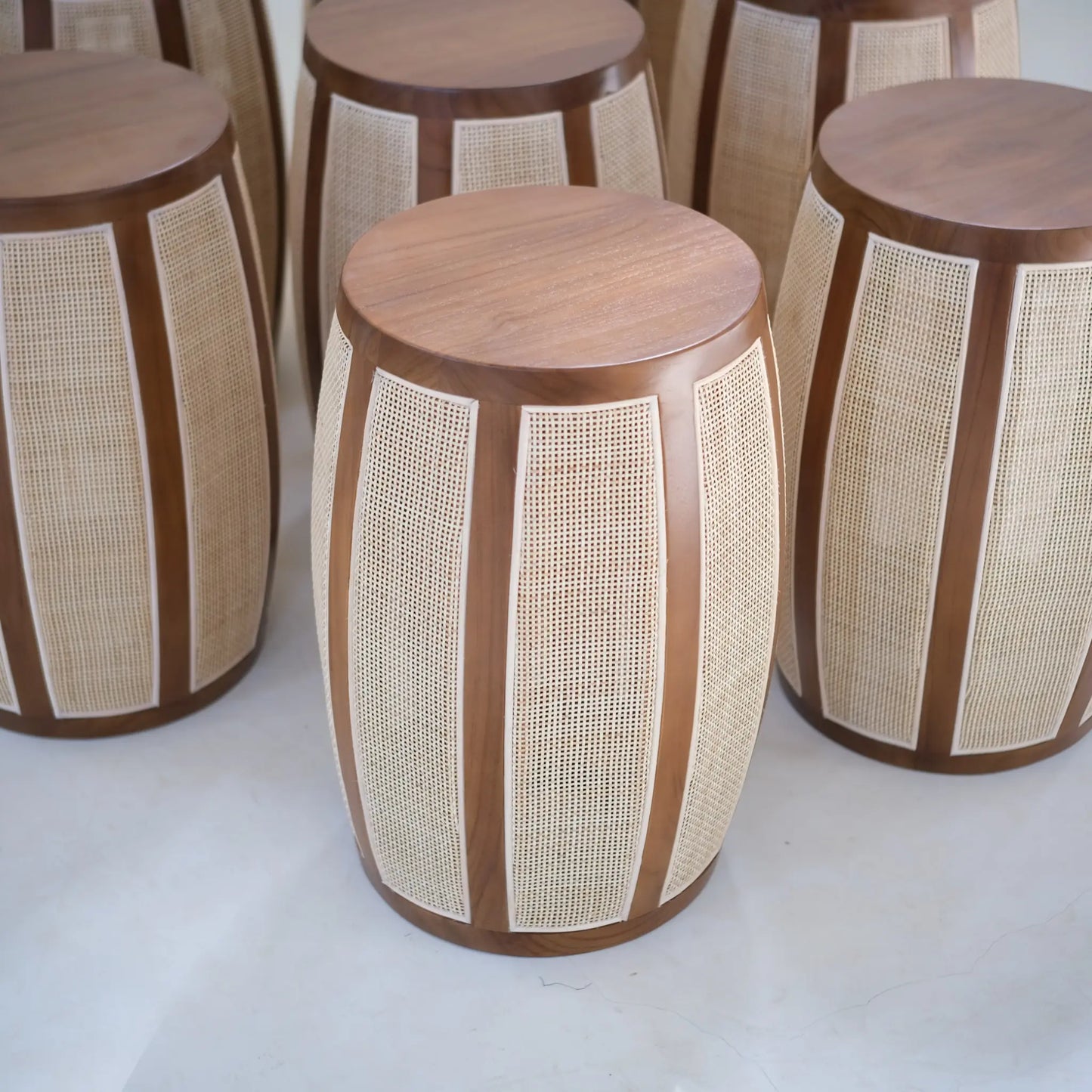 Mateu - Coffee table