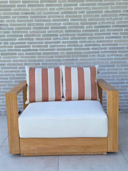 Cyrus Peach Bloom Outdoor-Kissen 45x45 cm – Streifenmuster